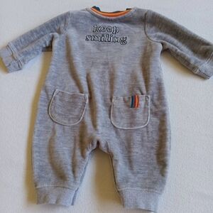 Gymboree Sz 0-3M "Keep Smiling" Gray One Piece With Smiley Face